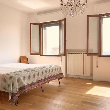 Апартаменты Casa Della Felicita Кьоджа Экстерьер фото